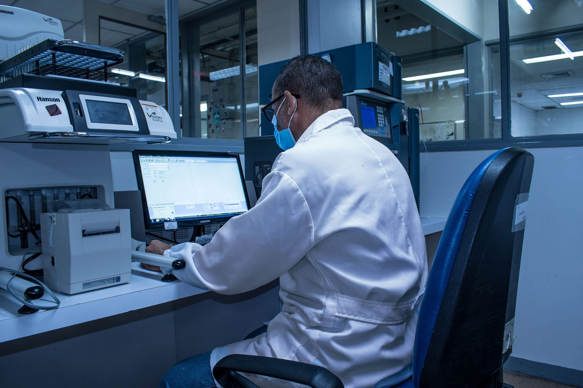 Servicios informáticos especializados. Laboratorios Servicios informáticos especializados. Laboratorios